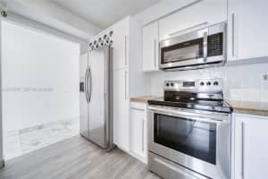 7933 West Dr APT 817, North Bay Village, FL 33141, - MLS#A12012797