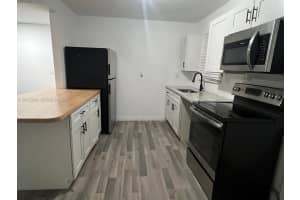 1560 NE 151st St APT 102, North Miami Beach, FL 33162, - MLS#A12012830
