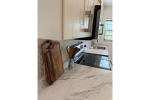 901 10th St APT 6, Miami Beach, FL 33139, - MLS#A12012831