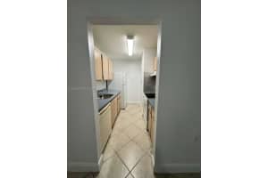 1201 Lake Victoria Dr APT V, West Palm Beach, FL 33411, - MLS#A12012854