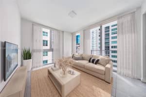 227 NE 2nd St #1909, Miami, FL 33132, - MLS#A12012861
