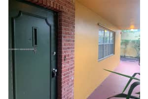 1702 McKinley St APT 4, Hollywood, FL 33020, - MLS#A12012869