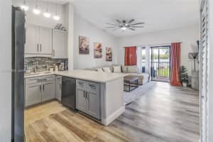 206 Lincoln Ct #206, Deerfield Beach, FL 33442, - MLS#A12012904