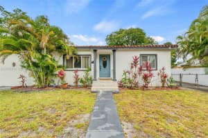 79 Nw 143rd St, Miami