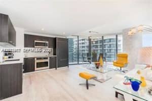 45 SW 9th St Apt 1701, Miami, FL 33130, - MLS#A12012917