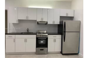 319 W 28th St #9, Miami Beach, FL 33140, - MLS#A12012945