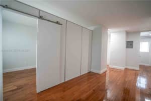 7325 Carlyle Ave APT 10, Miami Beach, FL 33141, - MLS#A12012949