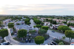 240 W Park Dr Apt 108-4, Miami, FL 33172, - MLS#A12012959