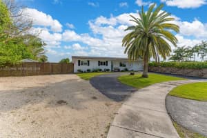16340 SW 276th Terrace, Homestead, FL 33031, - MLS#A12012964