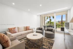 701 Crandon Blvd 401, Key Biscayne