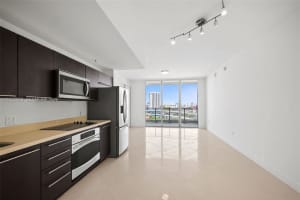 The Ivy, 90 SW 3rd St APT 1608, Miami, FL 33130, - MLS#A12013026