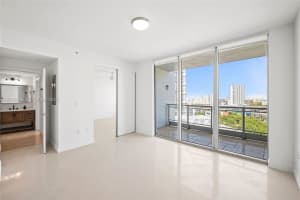 The Ivy, 90 SW 3rd St APT 1608, Miami, FL 33130, - MLS#A12013026