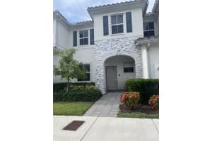 2693 Se 19th St, Homestead