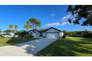 2650 SE Caladium Ave, Port St. Lucie, FL 34952, - MLS#A12013085