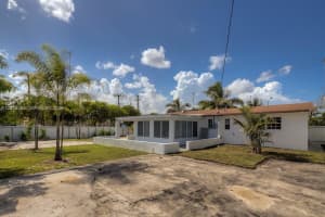160 NW 199th St #160, Miami, FL 33169, - MLS#A12013092