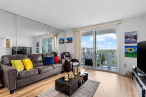 919 Hillcrest Dr APT 607, Hollywood, FL 33021, - MLS#A12013177