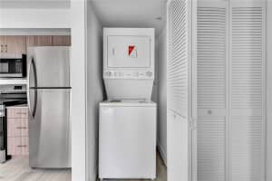 175 NW 160th St #202, Miami, FL 33169, - MLS#A12013183