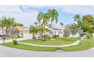 17851 NW 19th St, Pembroke Pines, FL 33029, - MLS#A12013185