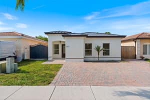 7978 NW 200th St, Hialeah, FL 33015, - MLS#A12013205