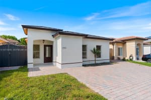 7978 NW 200th St, Hialeah, FL 33015, - MLS#A12013205