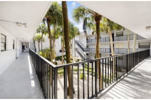 10825 Sw 112th Ave 213, Miami