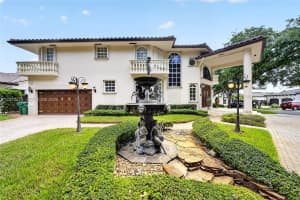 8560 NW 164th St, Hialeah, FL 33016, - MLS#A12013279