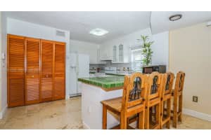 3356 Bird Ave APT 15, Miami, FL 33133, - MLS#A12013292