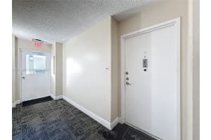 2751 Taft St APT 304, Hollywood, FL 33020, - MLS#A12013298