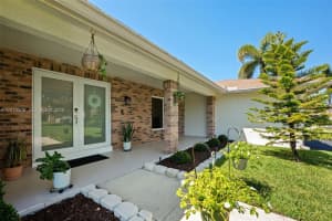 13750 Green Cove Pl, Davie, FL 33325, - MLS#A12013306