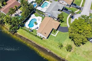 13750 Green Cove Pl, Davie, FL 33325, - MLS#A12013306