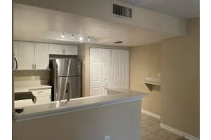4195 N Haverhill Rd 318, West Palm Beach