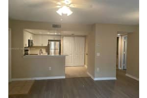4195 N Haverhill Rd APT 318, West Palm Beach, FL 33417, - MLS#A12013315