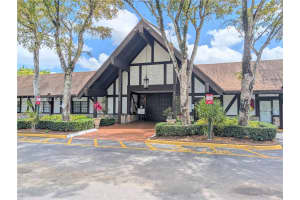 3740 Inverrary Dr APT 2B, Lauderhill, FL 33319, - MLS#A12013329