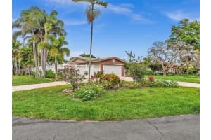 2101 NE 54th Ct, Fort Lauderdale, FL 33308, - MLS#A12013354