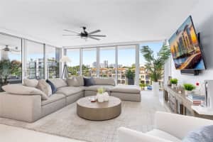 133 Isle Of Venice Dr 4b, Fort Lauderdale
