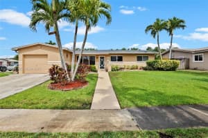2251 NW 87th Ave #2251, Pembroke Pines, FL 33024, - MLS#A12013419