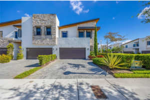 10515 Nw 78th Ter, Doral