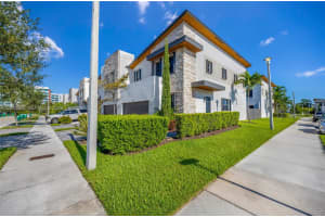10515 NW 78th Terrace, Doral, FL 33178, - MLS#A12013420