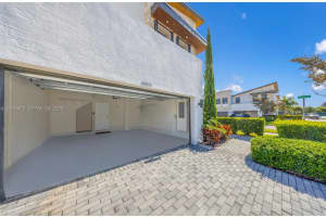 10515 NW 78th Terrace, Doral, FL 33178, - MLS#A12013420