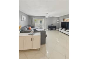 406 N Laurel Dr #207, Margate, FL 33063, - MLS#A12013422