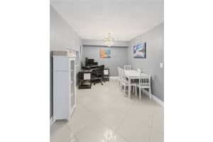 406 N Laurel Dr #207, Margate, FL 33063, - MLS#A12013422
