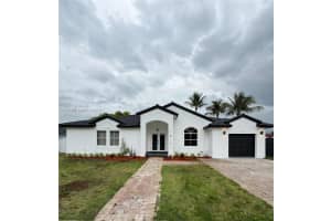 18121 SW 152nd Ct #001, Miami, FL 33187, - MLS#A12013430
