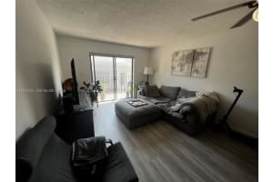 950 Euclid Ave APT 211, Miami Beach, FL 33139, - MLS#A12013440