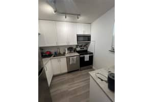 950 Euclid Ave APT 211, Miami Beach, FL 33139, - MLS#A12013440