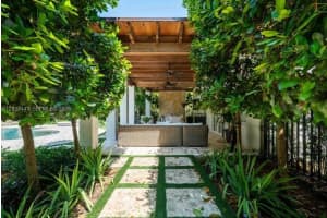 2010 N Greenway Dr, Coral Gables, FL 33134, Sold 06/11/26