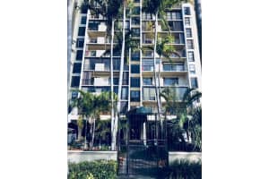 77 Crandon Blvd 2e, Key Biscayne