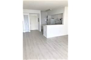 5077 Nw 7th St 807, Miami