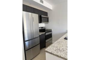 423 E 27th St #101, Hialeah, FL 33013, - MLS#A12013476