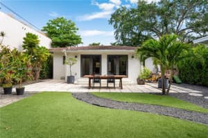 674 NE 67th St, Miami, FL 33138, - MLS#A12013477