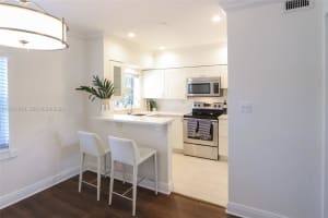 7740 Sw 54th Ct 52d, Miami